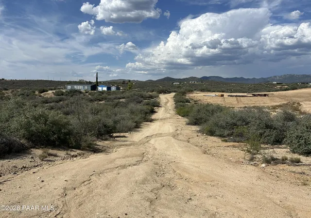 Photo 10 of Land for sale at 8190 W Putnam Rd, Kirkland, AZ 86332 | MLS# 1084769 | Listing updated on 2026-09-01