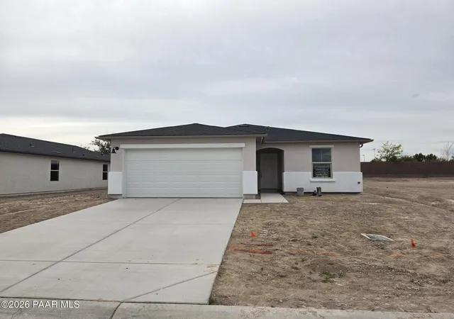 Photo 1 of Single family home for sale at 1251 N Helsing Rd, Chino Valley, AZ 86323 | MLS# 1084793 | Listing updated on 2026-10-24