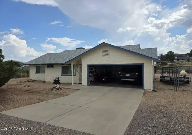 Photo 2 of Single family home for sale at 20043 E Prickly Pear Dr, Mayer, AZ 86333 | MLS# 1084884 | Listing updated on 2026-09-25