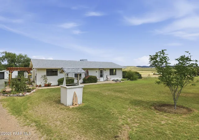 Photo 2 of Single family home for sale at 1516 E Florida Ln, Chino Valley, AZ 86323 | MLS# 1084842 | Listing updated on 2026-09-04