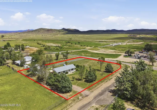 Photo 3 of Single family home for sale at 1516 E Florida Ln, Chino Valley, AZ 86323 | MLS# 1084842 | Listing updated on 2026-09-04