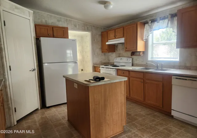 Photo 2 of Manufactured home for sale at 6376 N Union Dr, Prescott Valley, AZ 86314 | MLS# 1085419 | Listing updated on 2026-10-06