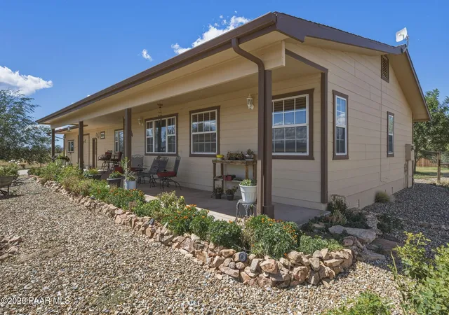 Photo 3 of Single family home for sale at 1050 W Ranch House Rd, Paulden, AZ 86334 | MLS# 1084888 | Listing updated on 2026-09-05