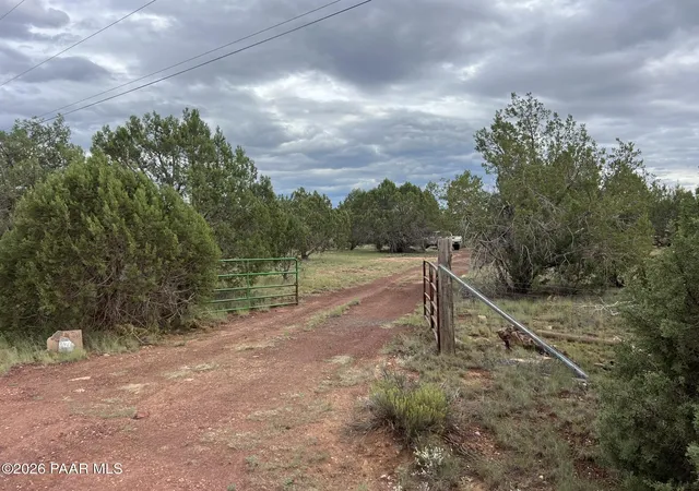 Photo 1 of Sale Pending at 846 W Valley View Blvd, Williams, AZ 86046 | MLS# 1084918 | Listing updated on 2026-09-17