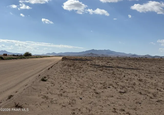 Photo 3 of Land for sale at Lot 1488 Antares Rd, Kingman, AZ 86401 | MLS# 1084922 | Listing updated on 2026-09-17