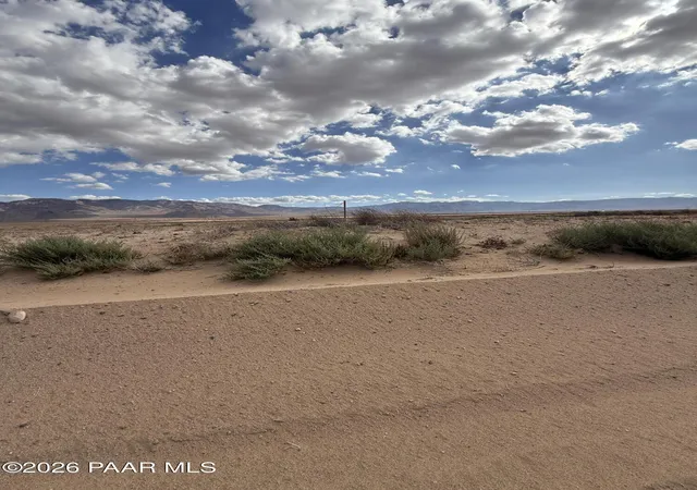 Photo 4 of Land for sale at Lot 1488 Antares Rd, Kingman, AZ 86401 | MLS# 1084922 | Listing updated on 2026-09-17