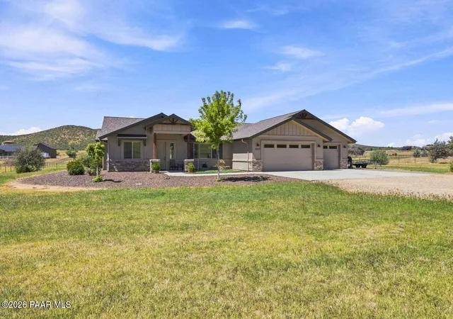 Photo 3 of Single family home for sale at 9140 N Doc Bar Rd, Prescott Valley, AZ 86315 | MLS# 1085009 | Listing updated on 2026-10-06