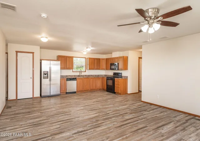 Photo 2 of Manufactured home for sale at 13850 S Spring Ln, Mayer, AZ 86333 | MLS# 1085799 | Listing updated on 2026-10-26