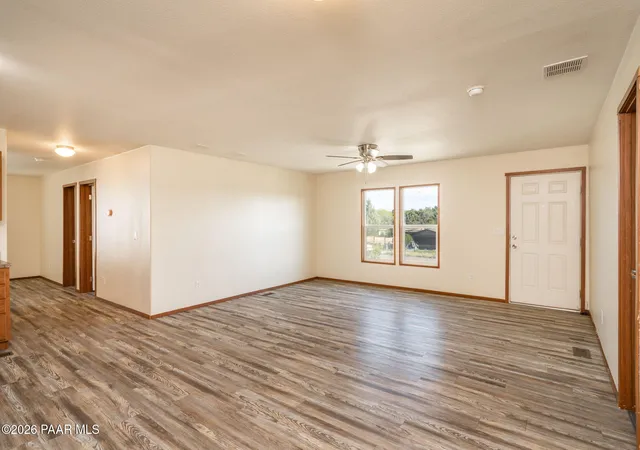 Photo 3 of Manufactured home for sale at 13850 S Spring Ln, Mayer, AZ 86333 | MLS# 1085799 | Listing updated on 2026-10-26