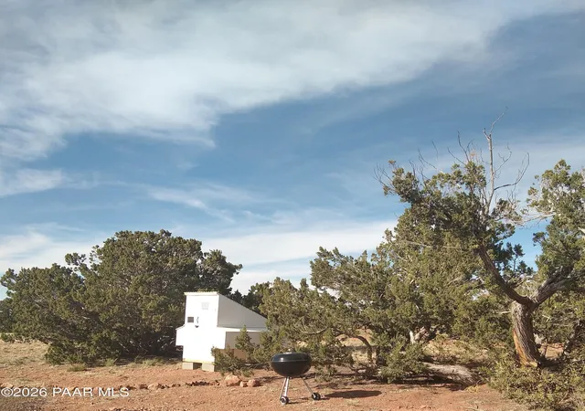 Photo 2 of Land for sale at 3161 E Valencia Rd, Williams, AZ 86046 | MLS# 1085110 | Listing updated on 2026-09-20