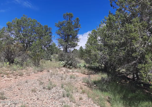 Photo 4 of Land for sale at Lot N 1416se Sundance Way, Seligman, AZ 86337 | MLS# 1084965 | Listing updated on 2026-09-17