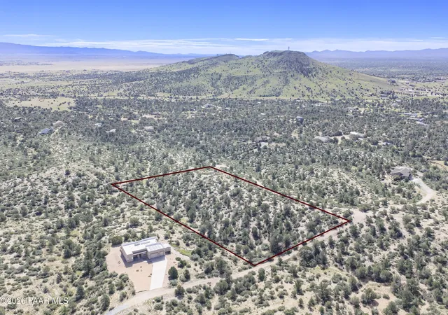 Photo 2 of Sale Pending at 12655 N Zoro Rd, Prescott, AZ 86305 | MLS# 1085004 | Listing updated on 2026-09-17
