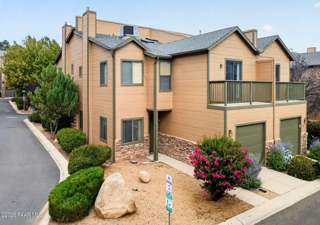 Townhouse for sale at 1120 Leaf Ln, Prescott, AZ 86305 | MLS# 1085015
