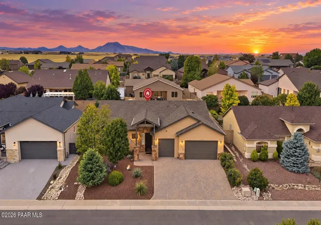 Photo 3 of Single family home for sale at 8370 N View Crst, Prescott Valley, AZ 86315 | MLS# 1085174 | Listing updated on 2026-09-19