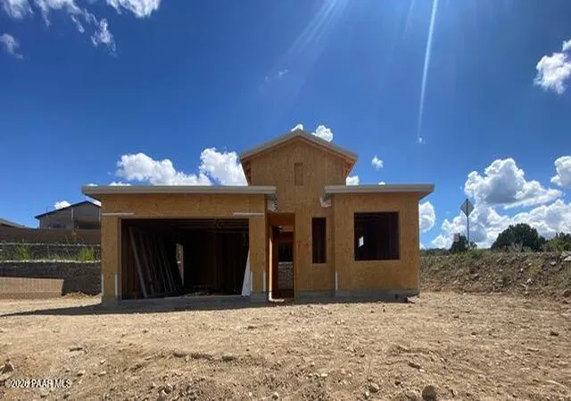 Photo 1 of Single family home for sale at 218 Looking Glass Dr, Prescott, AZ 86303 | MLS# 1085048 | Listing updated on 2026-10-06