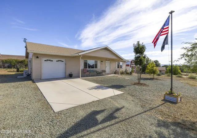 Photo 2 of Single family home for sale at 20290 E Saguaro Dr, Mayer, AZ 86333 | MLS# 1085054 | Listing updated on 2026-09-23
