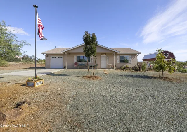 Photo 3 of Single family home for sale at 20290 E Saguaro Dr, Mayer, AZ 86333 | MLS# 1085054 | Listing updated on 2026-09-23