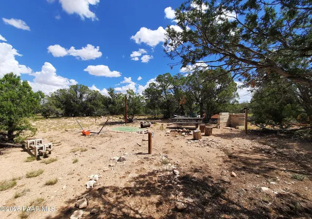 Photo 2 of Land for sale at 074 Off Denny 5 Rd, Seligman, AZ 86337 | MLS# 1085053 | Listing updated on 2026-09-17