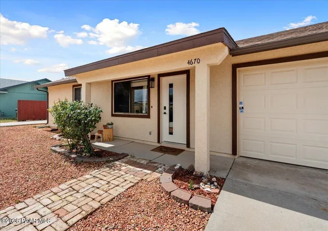 Photo 3 of Sale Pending at 4670 N Columbine Dr, Prescott Valley, AZ 86314 | MLS# 1085149 | Listing updated on 2026-09-26