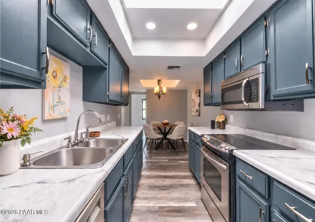 Listing Photo 4 - Condo for sale in building located at 2200 Resort Wy, Prescott, AZ 86301 - Unit #12d