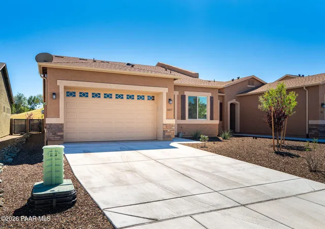 Photo 3 of Townhouse for sale at 6867 E Byron Pl, Prescott Valley, AZ 86314 | MLS# 1085512 | Listing updated on 2026-10-07