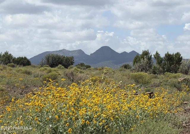 Photo 1 of Land for sale at 626 Stone Lake Blvd, Williams, AZ 86046 | MLS# 1085160 | Listing updated on 2026-09-18