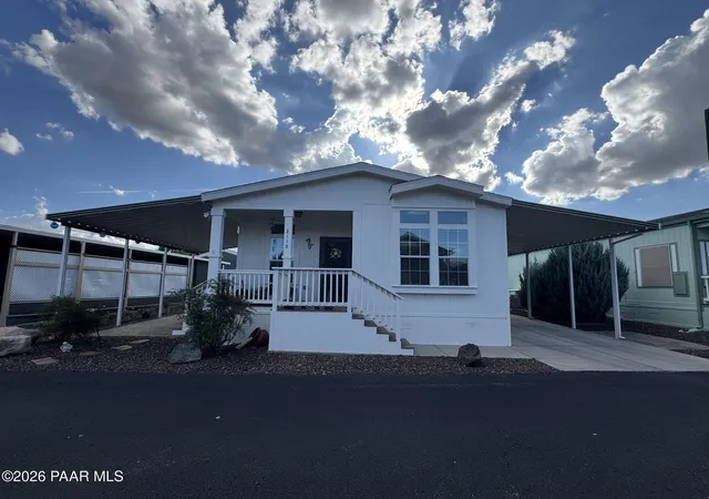 Photo 1 of Manufactured home for sale at 11250 E State Route 69 #2118, Dewey, AZ 86327 | MLS# 1085105 | Listing updated on 2026-09-16