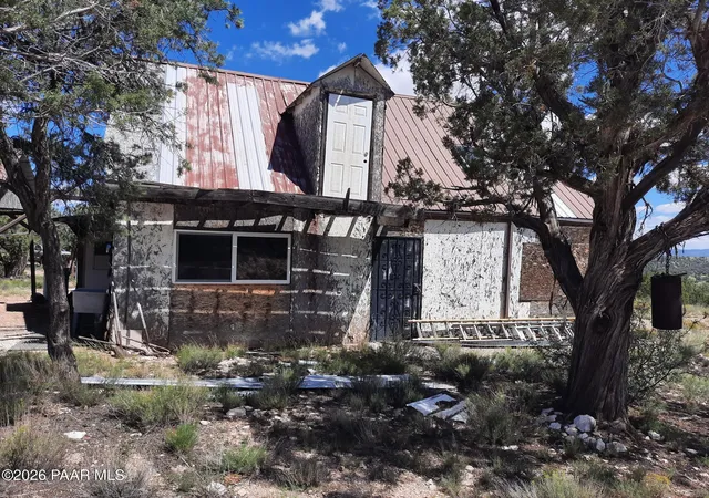 Photo 2 of Land for sale at Lot 190 Off Hummingbird Ln, Seligman, AZ 86337 | MLS# 1085113 | Listing updated on 2026-09-18