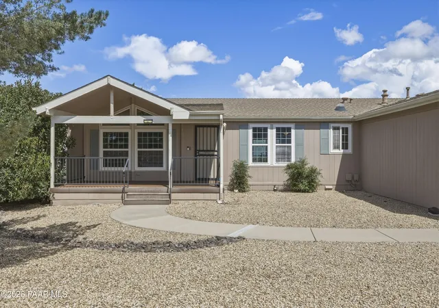 Photo 4 of Manufactured home for sale at 1234 Louie St, Prescott, AZ 86301 | MLS# 1085156 | Listing updated on 2026-09-28
