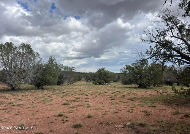Photo 2 of Land for sale at 185 Cooks Trl, Ash Fork, AZ 86320 | MLS# 1085137 | Listing updated on 2026-09-17