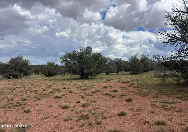 Photo 4 of Land for sale at 185 Cooks Trl, Ash Fork, AZ 86320 | MLS# 1085137 | Listing updated on 2026-09-17