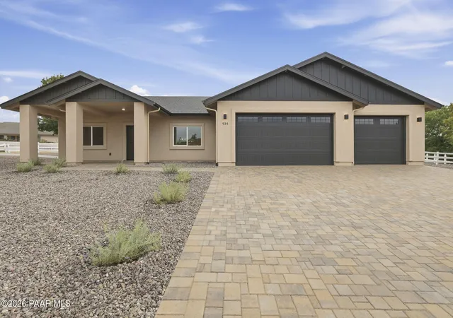 Single family home for sale at 934 Aubrey Ln, Chino Valley, AZ 86323 | MLS# 1085173