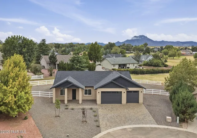 Photo 3 of Single family home for sale at 934 Aubrey Ln, Chino Valley, AZ 86323 | MLS# 1085173 | Listing updated on 2026-09-19