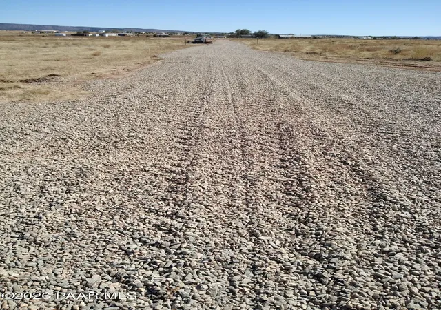 Photo 4 of Land for sale at 26250 N Champagne Ln, Paulden, AZ 86334 | MLS# 1085159 | Listing updated on 2026-09-18