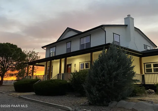 Photo 3 of Single family home for sale at 890 E Latigo Ct, Paulden, AZ 86334 | MLS# 1085165 | Listing updated on 2026-09-23
