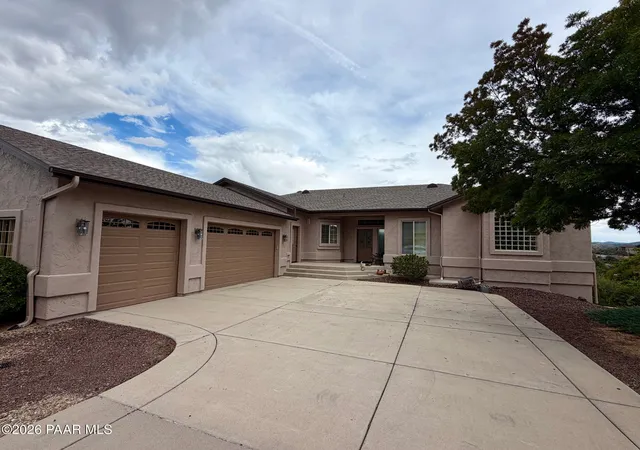 Photo 1 of Sale Pending at 111 Juniper Ridge Dr, Prescott, AZ 86301 | MLS# 1085275 | Listing updated on 2026-10-06