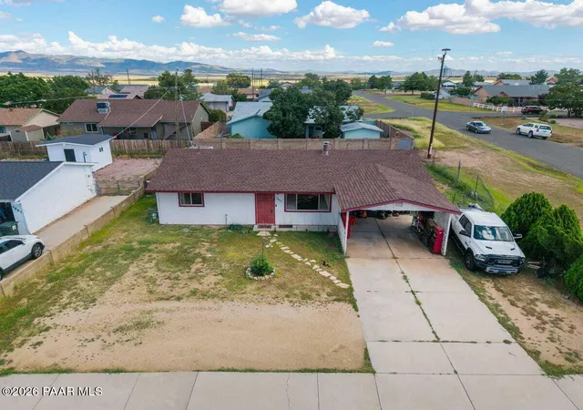 Photo 1 of Single family home for sale at 3861 N Navajo Dr, Prescott Valley, AZ 86314 | MLS# 1085179 | Listing updated on 2026-10-19