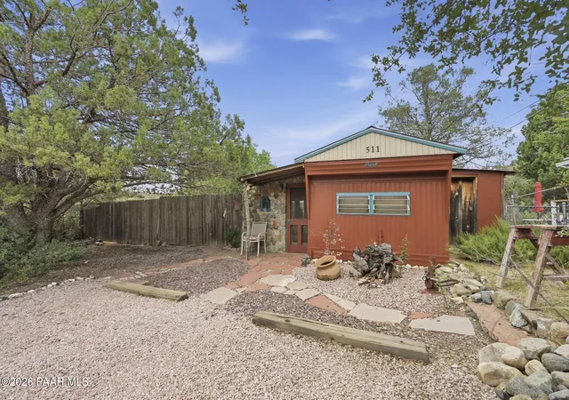 Photo 2 of Manufactured home for sale at 511 S Emerald Trl, Prescott, AZ 86303 | MLS# 1085201 | Listing updated on 2026-09-20