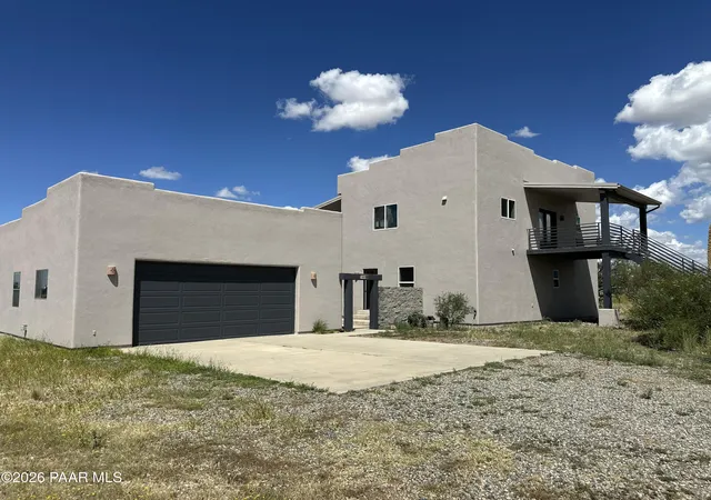 Photo 2 of Single family home for sale at 7660 E Gato De Luna, Prescott Valley, AZ 86315 | MLS# 1085489 | Listing updated on 2026-10-06