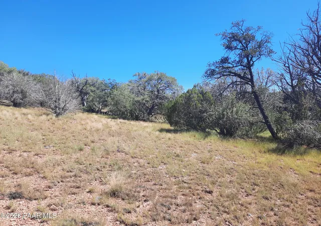 Photo 4 of Land for sale at 30260 W Circle Dr, Seligman, AZ 86337 | MLS# 1085211 | Listing updated on 2026-09-22