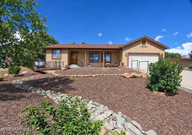 Photo 1 of Single family home for sale at 612 Prescott Hts Dr, Prescott, AZ 86301 | MLS# 1085219 | Listing updated on 2026-09-21