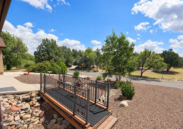 Photo 4 of Single family home for sale at 612 Prescott Hts Dr, Prescott, AZ 86301 | MLS# 1085219 | Listing updated on 2026-09-21