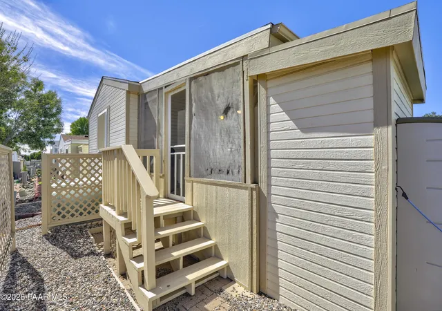 Photo 3 of Manufactured home for sale at 879 N Country View Dr, Dewey, AZ 86327 | MLS# 1085305 | Listing updated on 2026-09-26