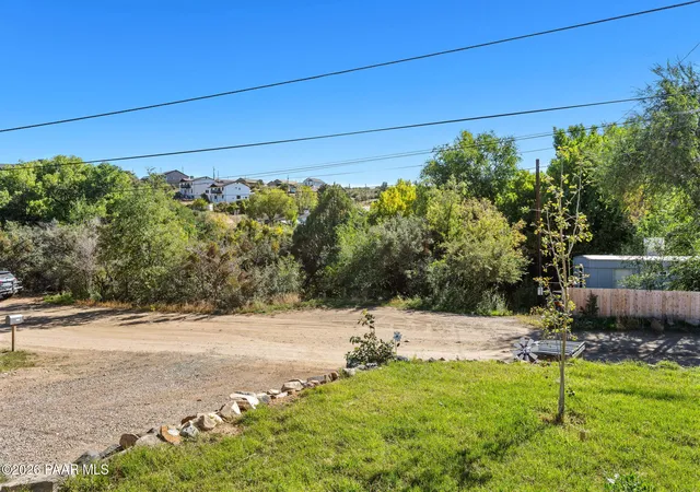 Photo 4 of Manufactured home for sale at 1510 N Rose Quartz Dr, Prescott, AZ 86303 | MLS# 1085248 | Listing updated on 2026-09-23