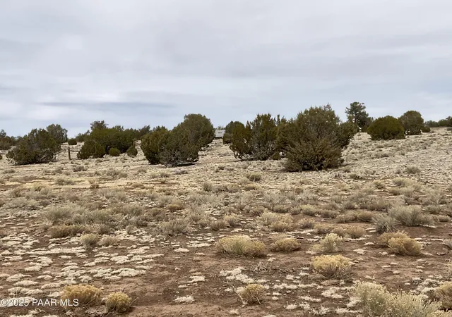 Photo 3 of Land for sale at 084a Ravens Rest Rd, Seligman, AZ 86337 | MLS# 1085241 | Listing updated on 2026-09-22