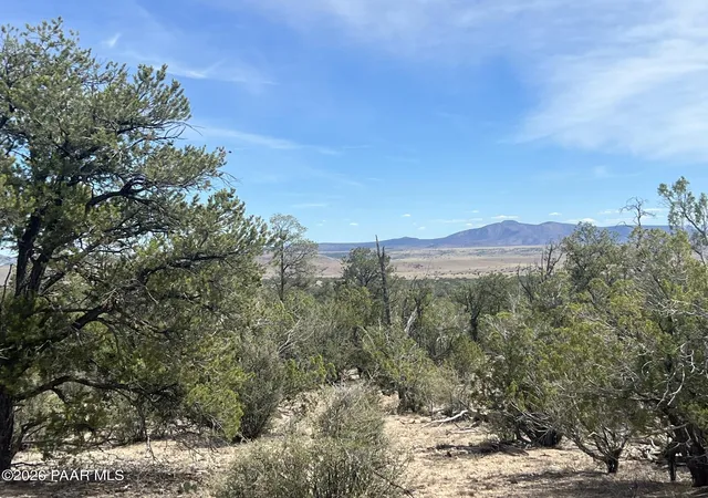 Photo 1 of Land for sale at 1510 Off Of Lion Cyn Dr, Seligman, AZ 86337 | MLS# 1085246 | Listing updated on 2026-09-23