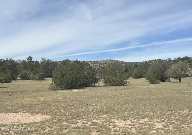 Photo 4 of Land for sale at 1510 Off Of Lion Cyn Dr, Seligman, AZ 86337 | MLS# 1085246 | Listing updated on 2026-09-23