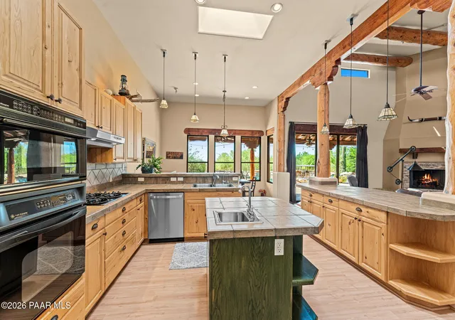 Photo 3 of Single family home for sale at 27021 N 44th Street, Cave Creek, AZ 85331 | MLS# 1085263 | Listing updated on 2026-10-05