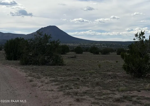 Land for sale at 59sw Rocky Rabbit Rd, Ash Fork, AZ 86320 | MLS# 1085250