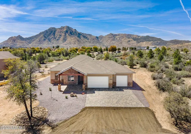 Photo 1 of Single family home for sale at 9596 N Bridle Ridge Rd, Prescott, AZ 86305 | MLS# 1085334 | Listing updated on 2026-09-27